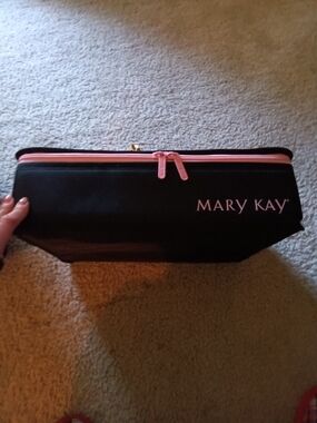 Mary Kay Black Cosmetic Case with Pink Trim